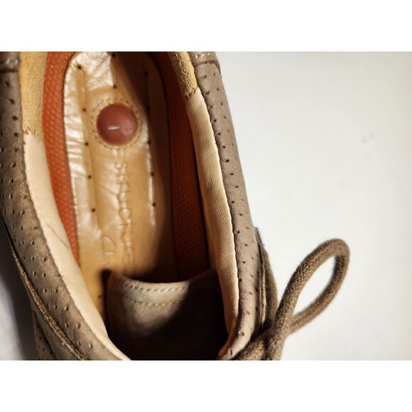 Clarke's Size 7M Structured Women's  Tan Comfort Leather Brushed Suede Ties - Picture 9 of 12